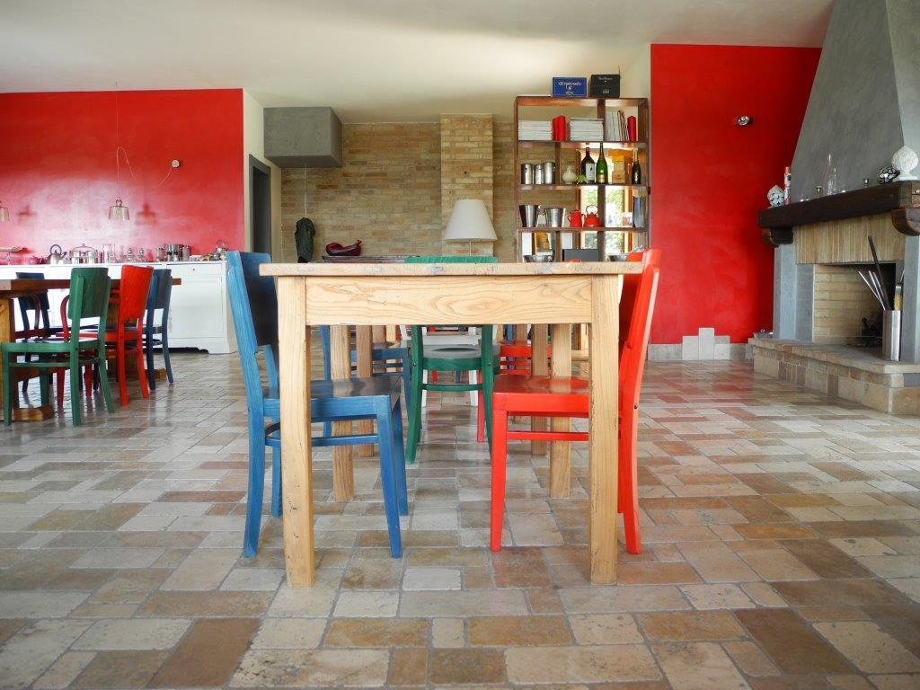 ホテルAgriturismo Eschito Montottone エクステリア 写真